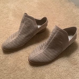 Vince Camuto Grey suede booties